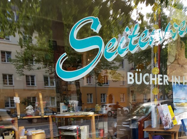 seitenweise-buchhandlung_schaufenster_klein